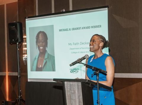 Dr. Deckard speaks at awards ceremony